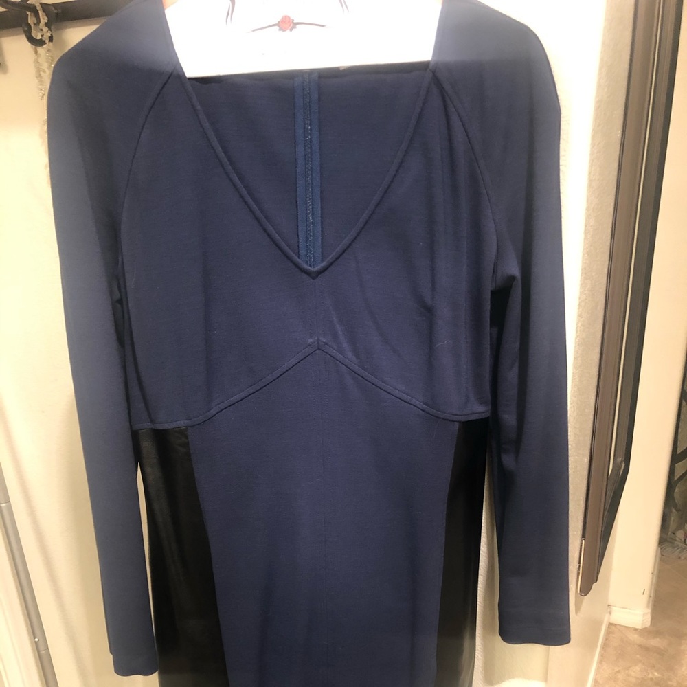 DkNYC Dress blue soft long sleeves
